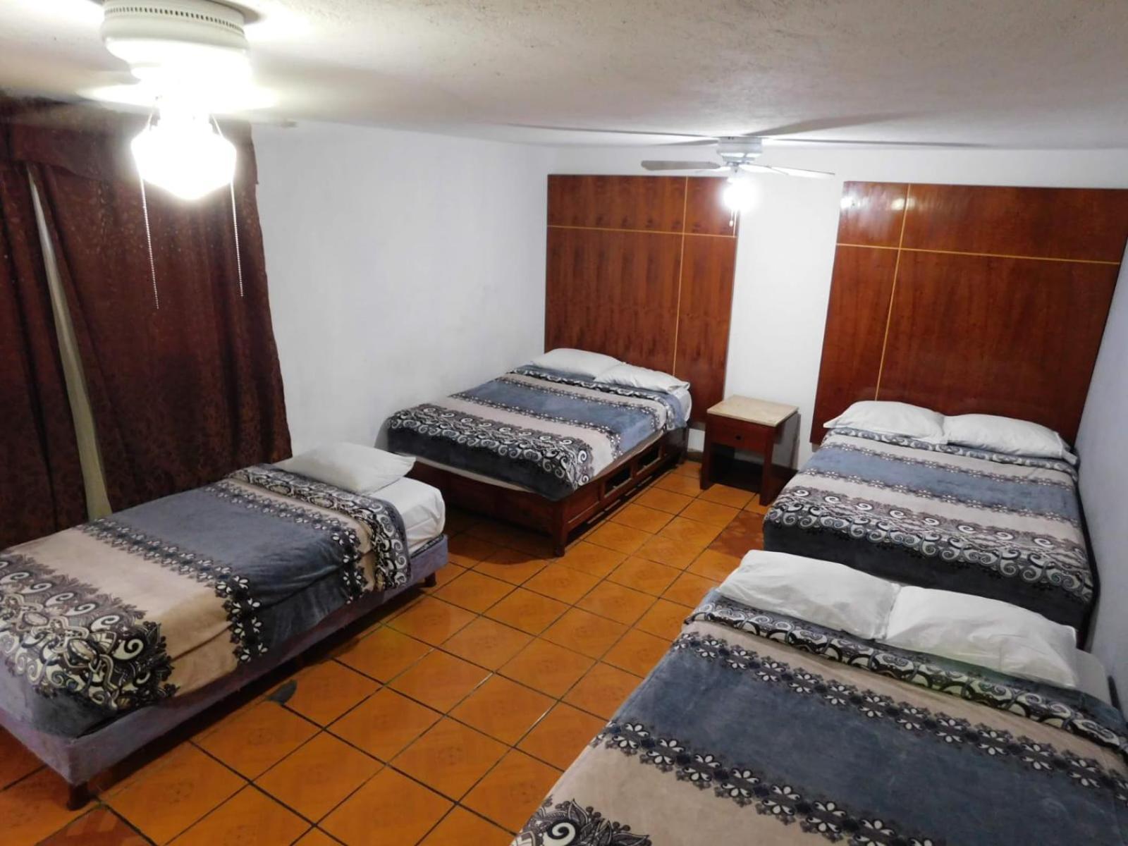 Hotel Puerto Aeropuerto 3*