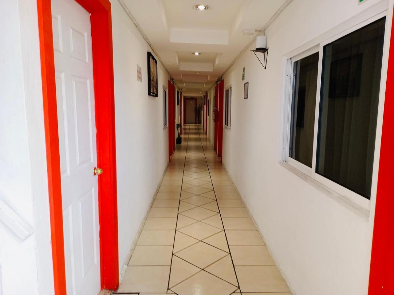 Puerto México Aeropuerto Hotel 3*